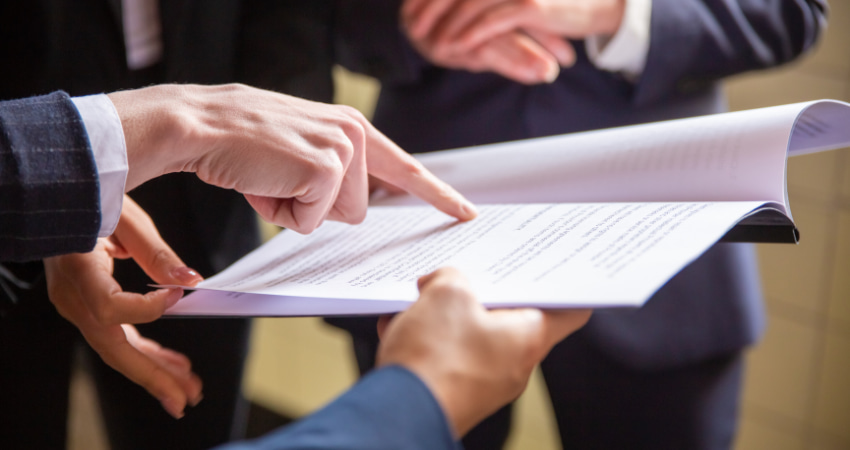 moa of an llc guidelines to shareholders